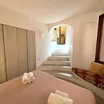 Punta Est - Trilo Ginepro Terrazza & Pool *
