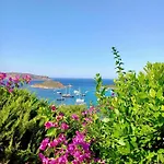 Punta Est - Trilo Ginepro Terrazza & Pool קאפו קודה קבלו