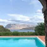 Punta Est - Trilo Ginepro Terrazza & Pool Apartman